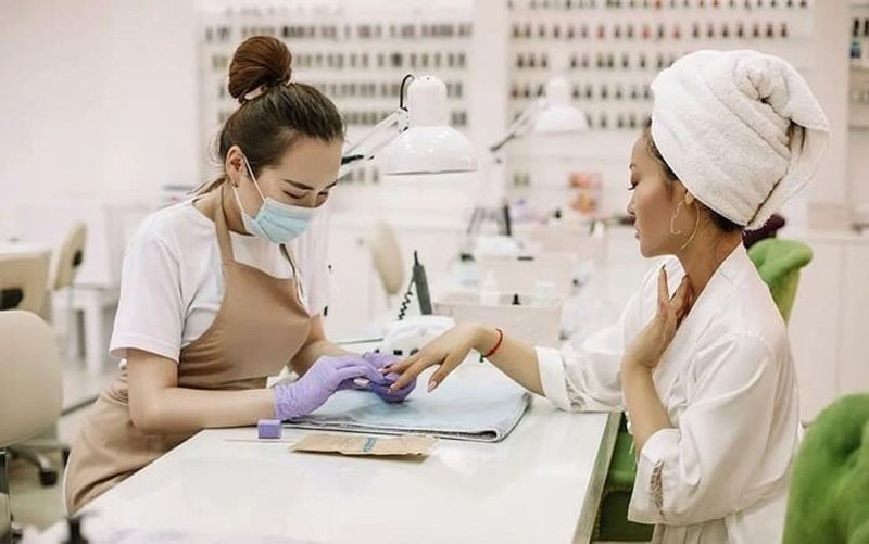 Mở tiệm nail có đóng thuế không?